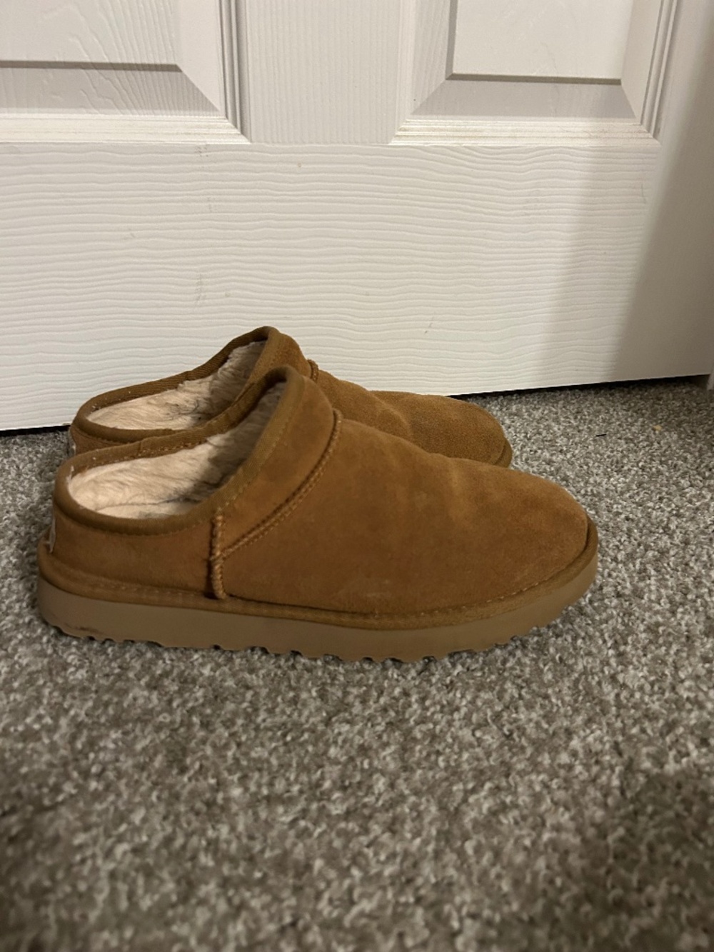 slip on uggs